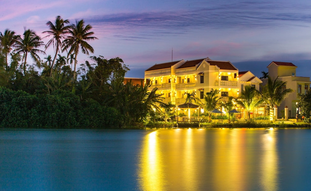 Hoi An Corn Riverside Villa 28/33