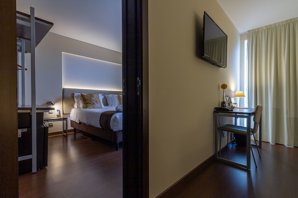 In Gold Hotel & Spa 48/68