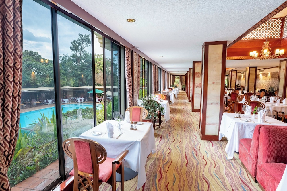 Nairobi Serena Hotel 42/82