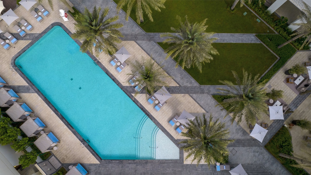 Palace Beach Resort Fujairah 41/45