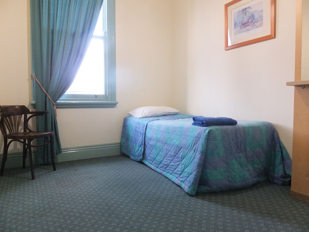 Criterion Hotel Warwick 20/43