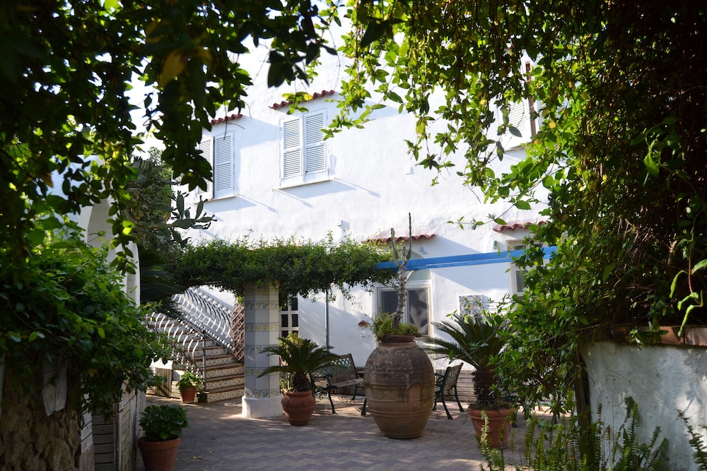 Hotel Tirreno Residence 11/50