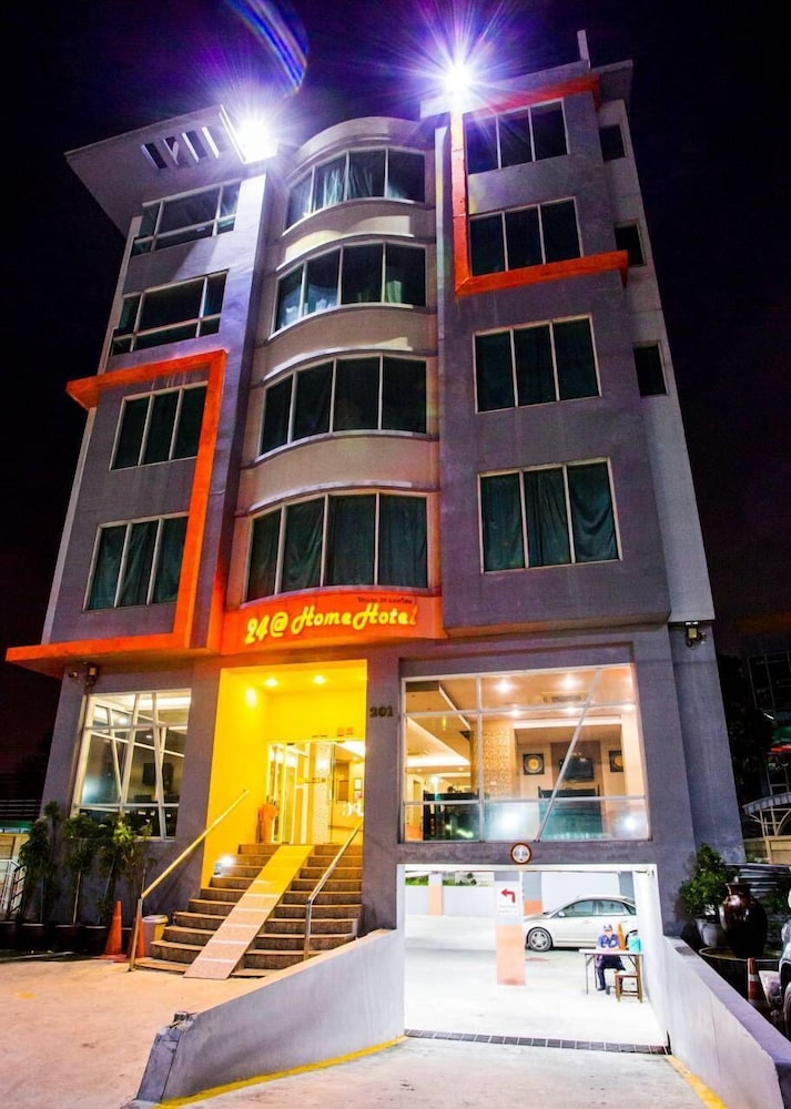24athome Hotel 2/55