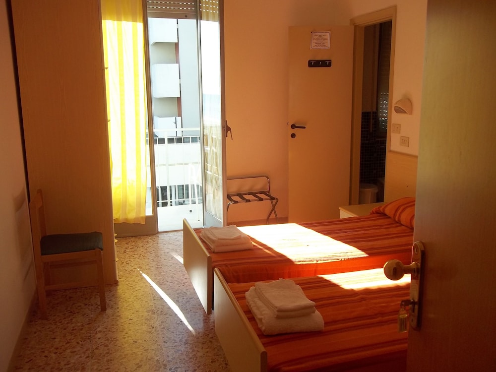 Hotel Italia 16/50
