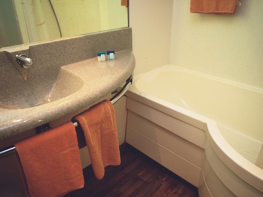 غرفة قياسية بسرير مزدوج مع أريكة، Novotel Paris Nord Expo Aulnay 10/10