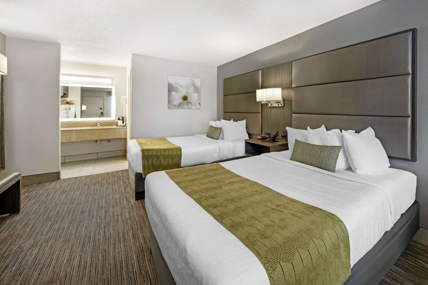 Room, 2 Queen Beds