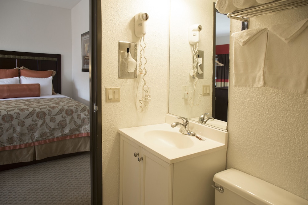 Harborview Inn Suites San Diego Harbor 20/40