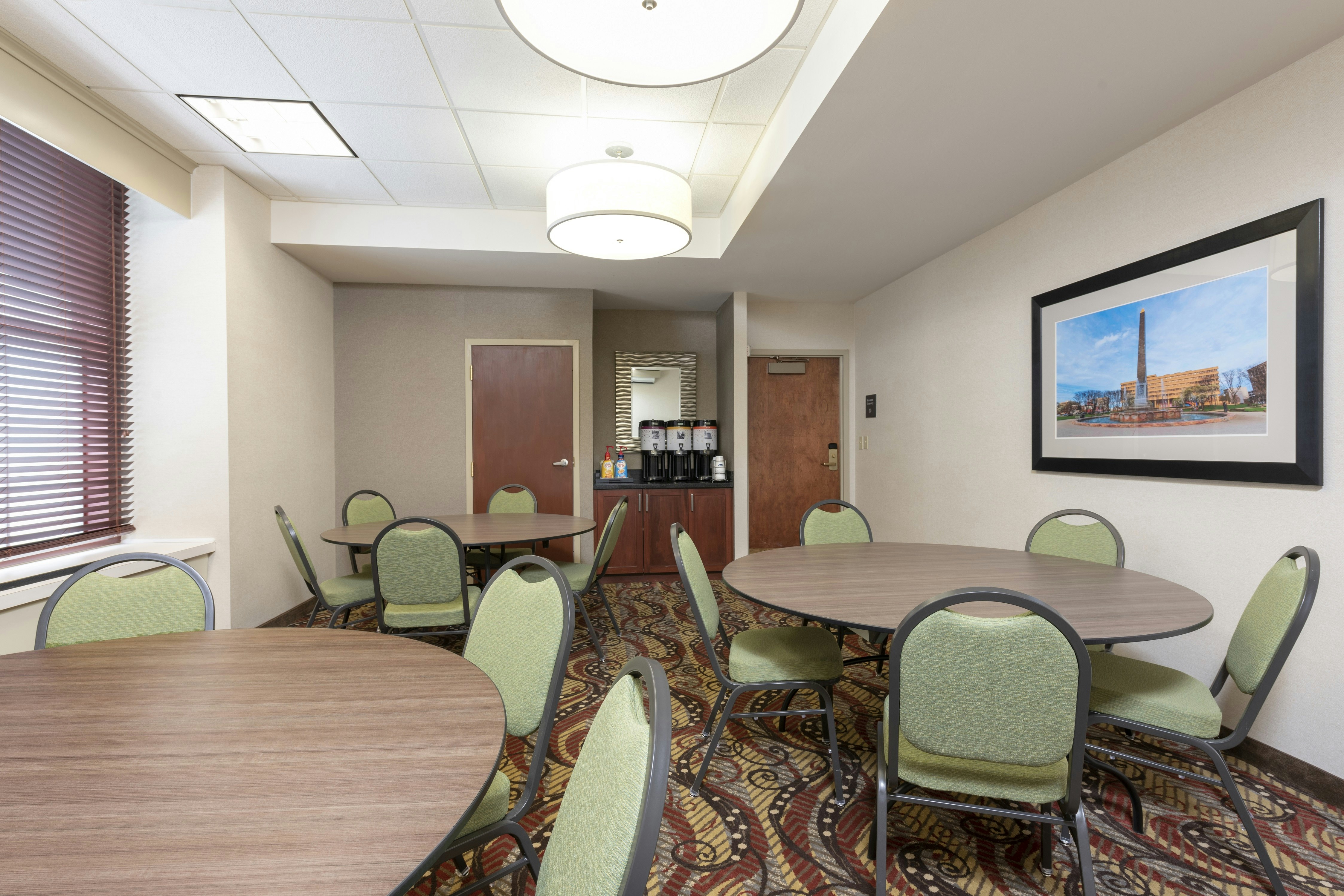 Hampton Inn Indianapolis Downtown Across From Circle Centre 59/75