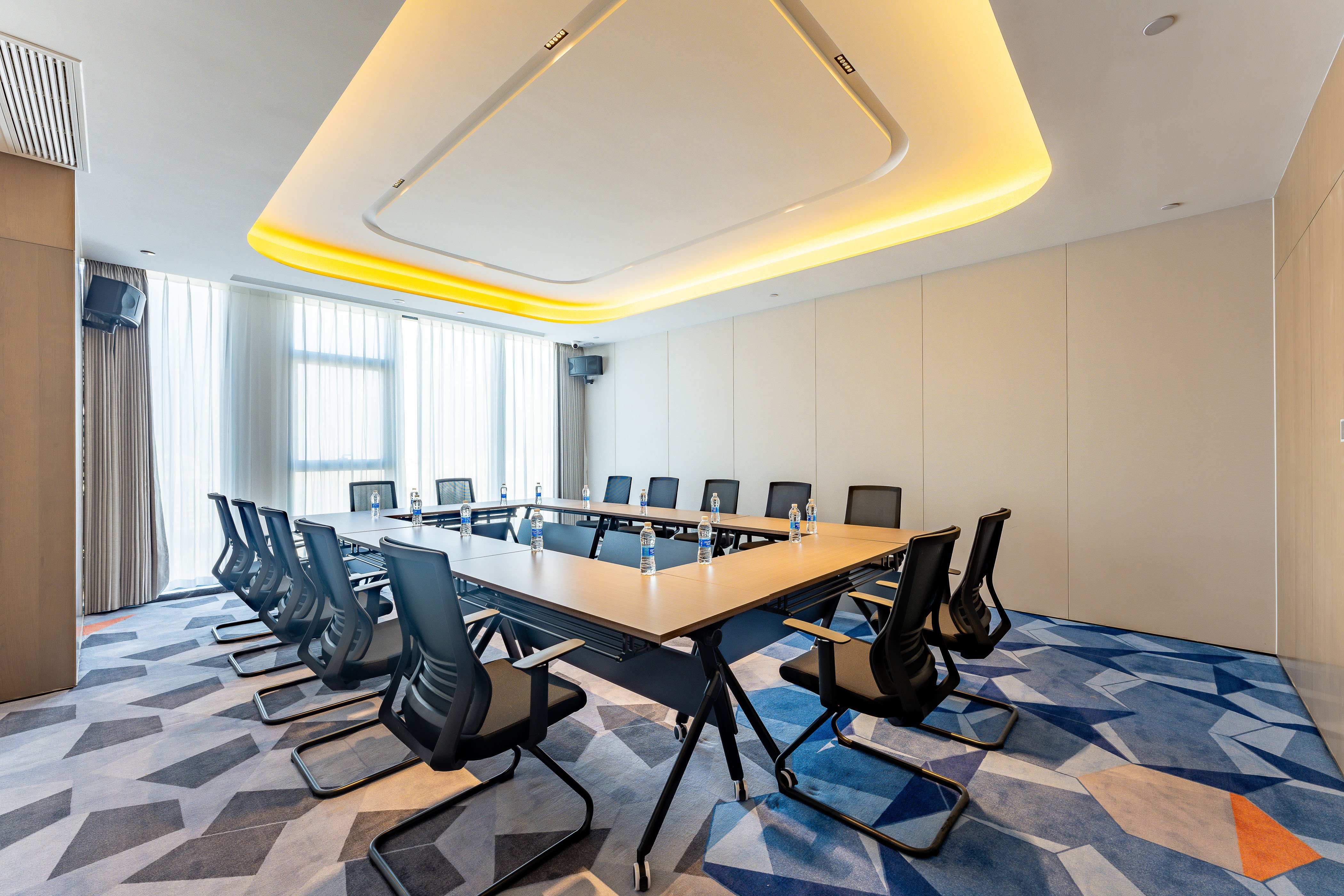 Holiday Inn Express Suzhou Bay 25/27