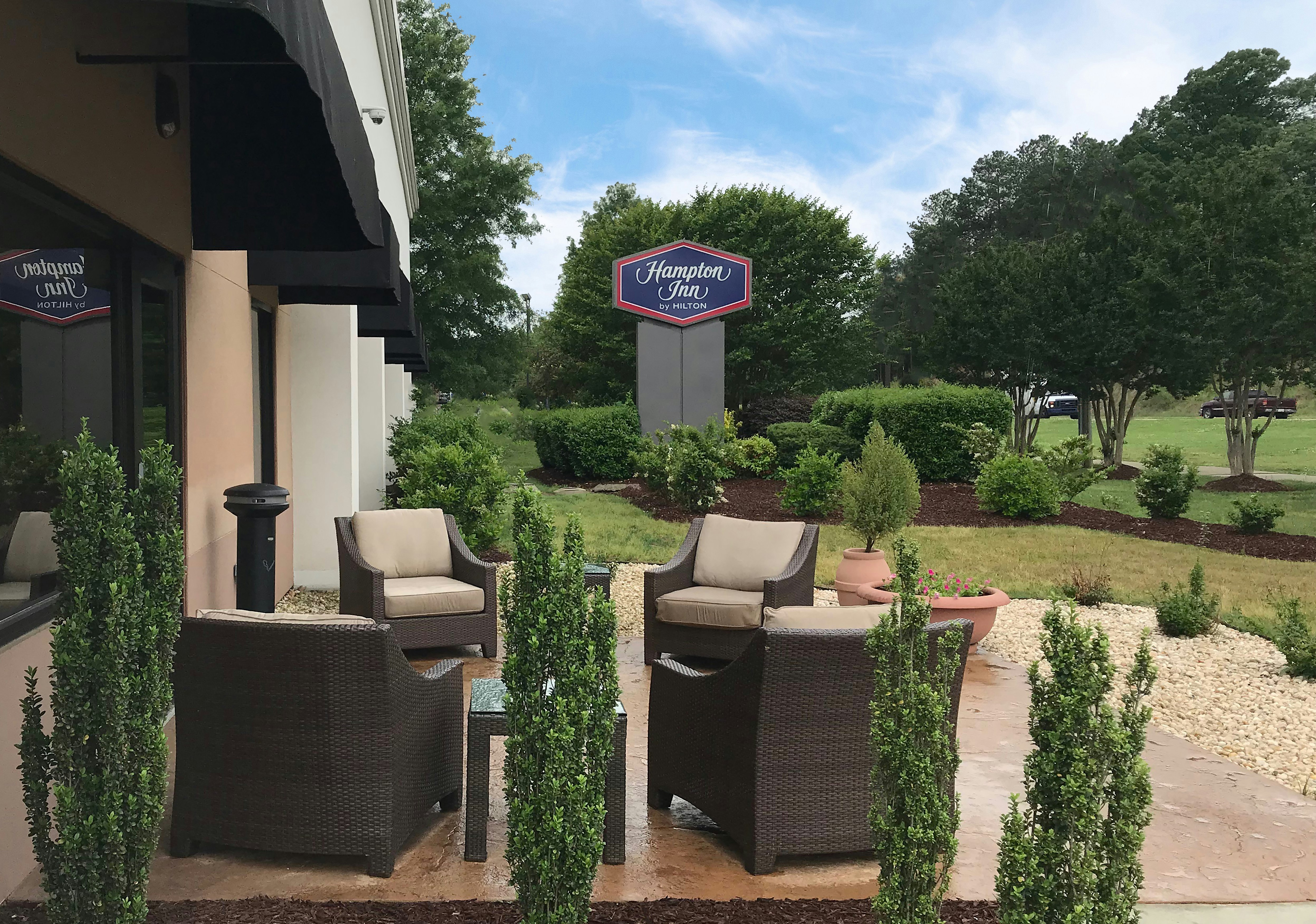 Hampton Inn Raleigh/Durham-Airport 53/55