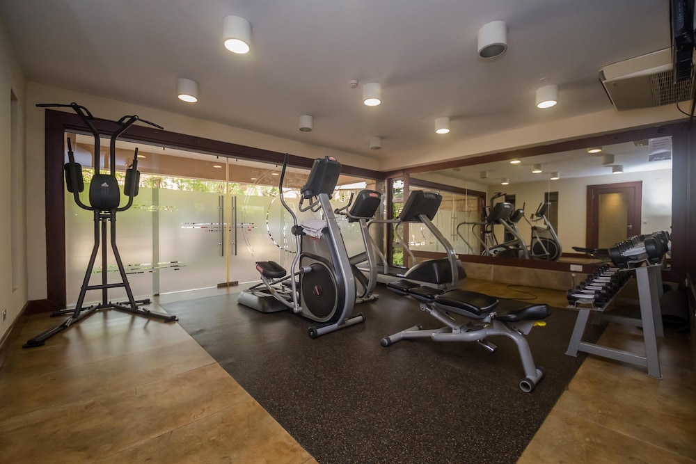 Taarifa Suites 24/50