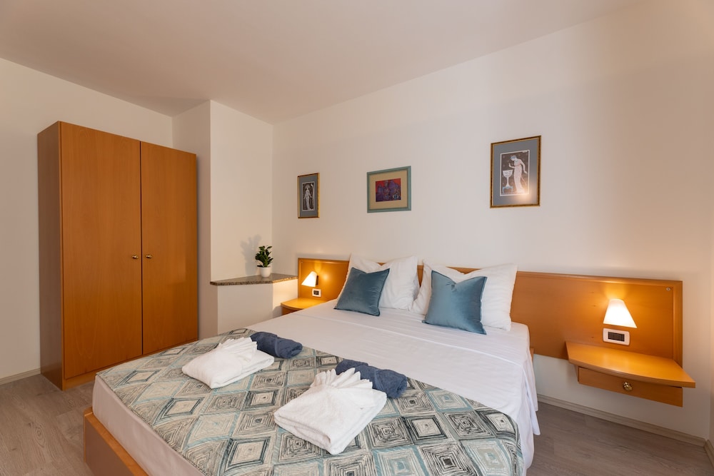 Hotel Villa Fontana 11/50