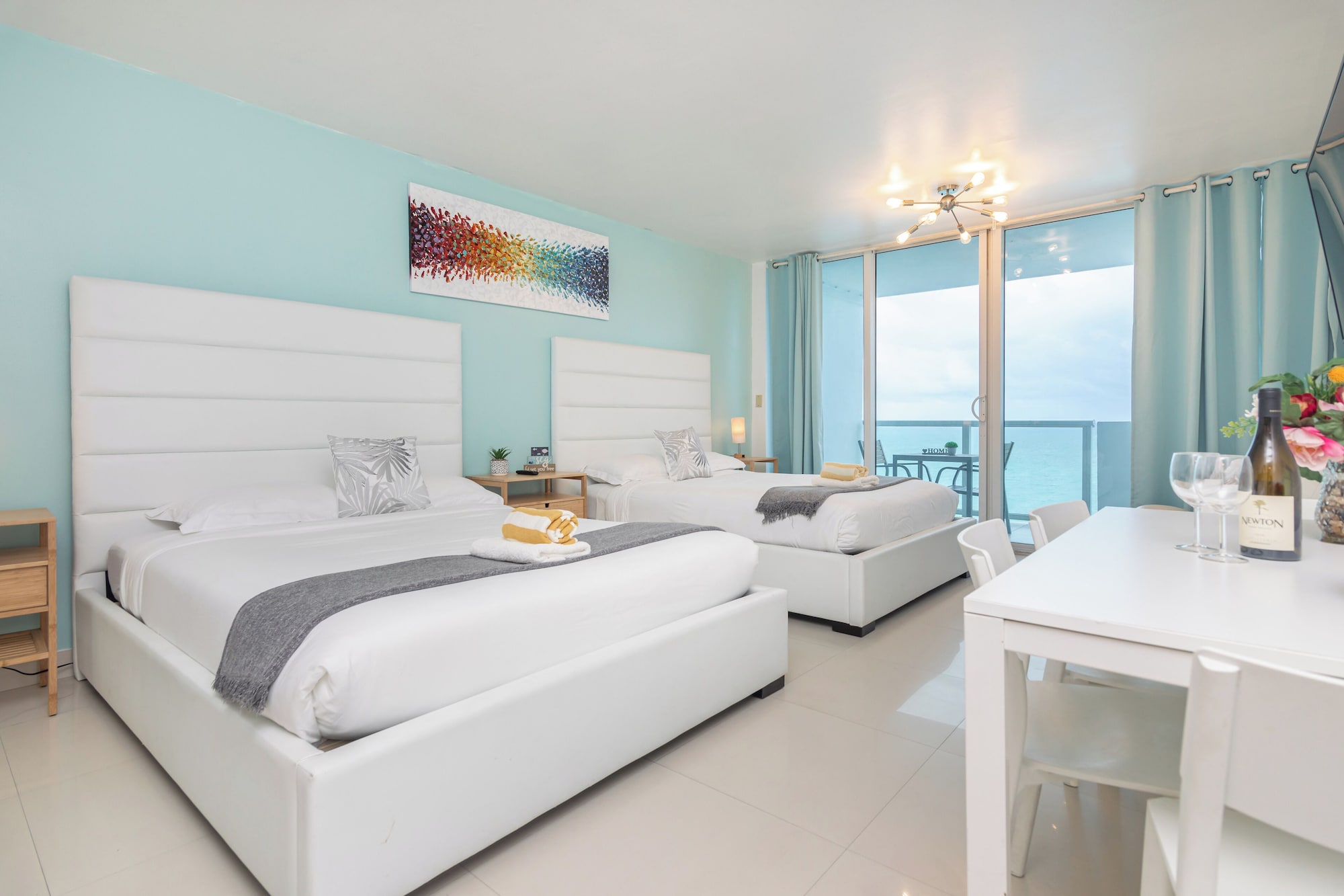 DELUXE, APARTMENT