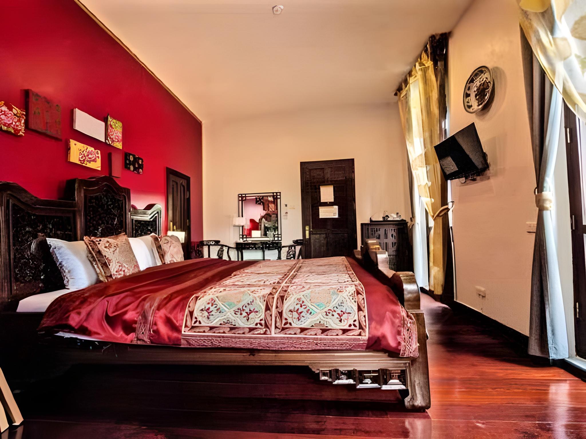 Special, Deluxe, King Bed