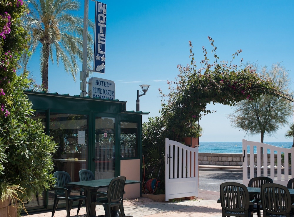 Hôtel Reine D'Azur 7/50