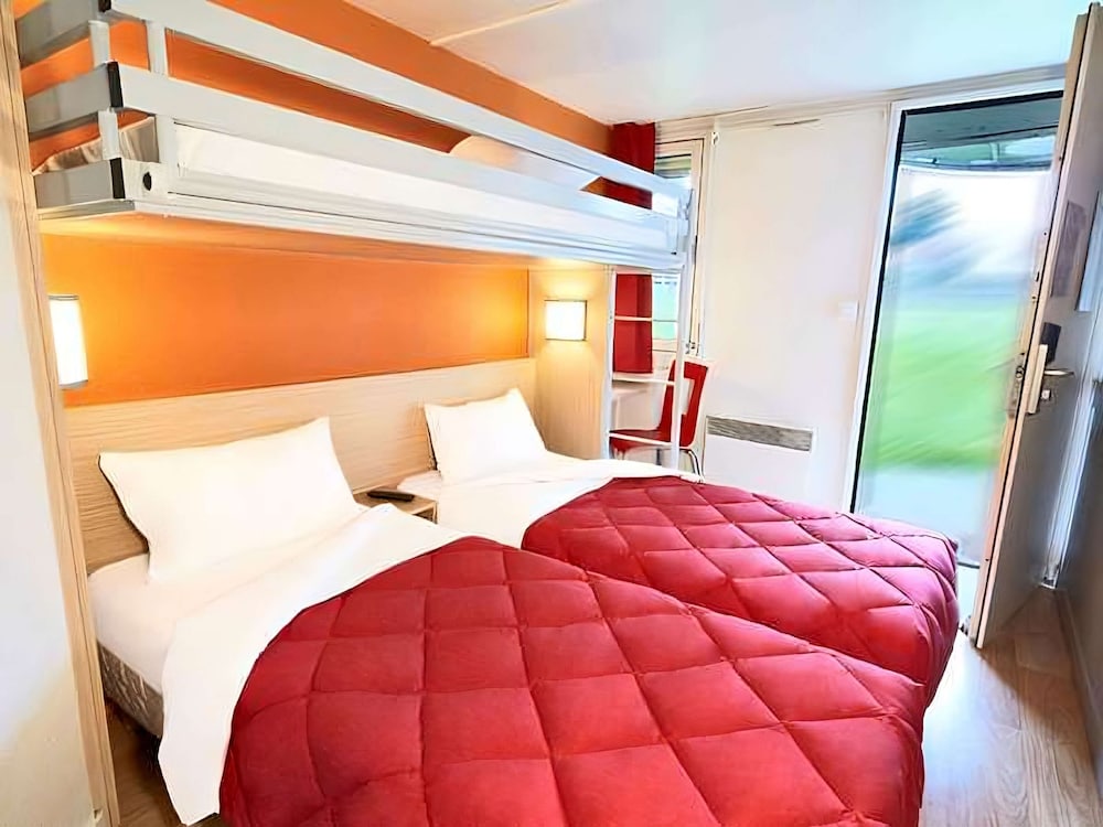 Standard, 3 Beds