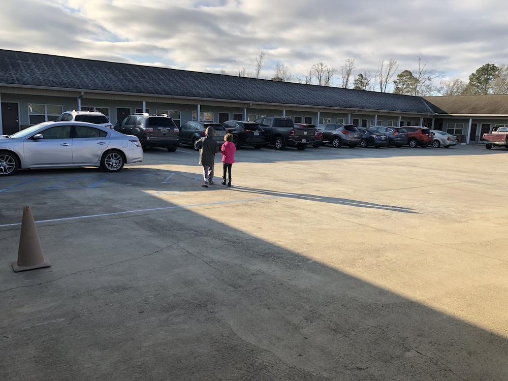 Weiss Lake Lodge 44/64