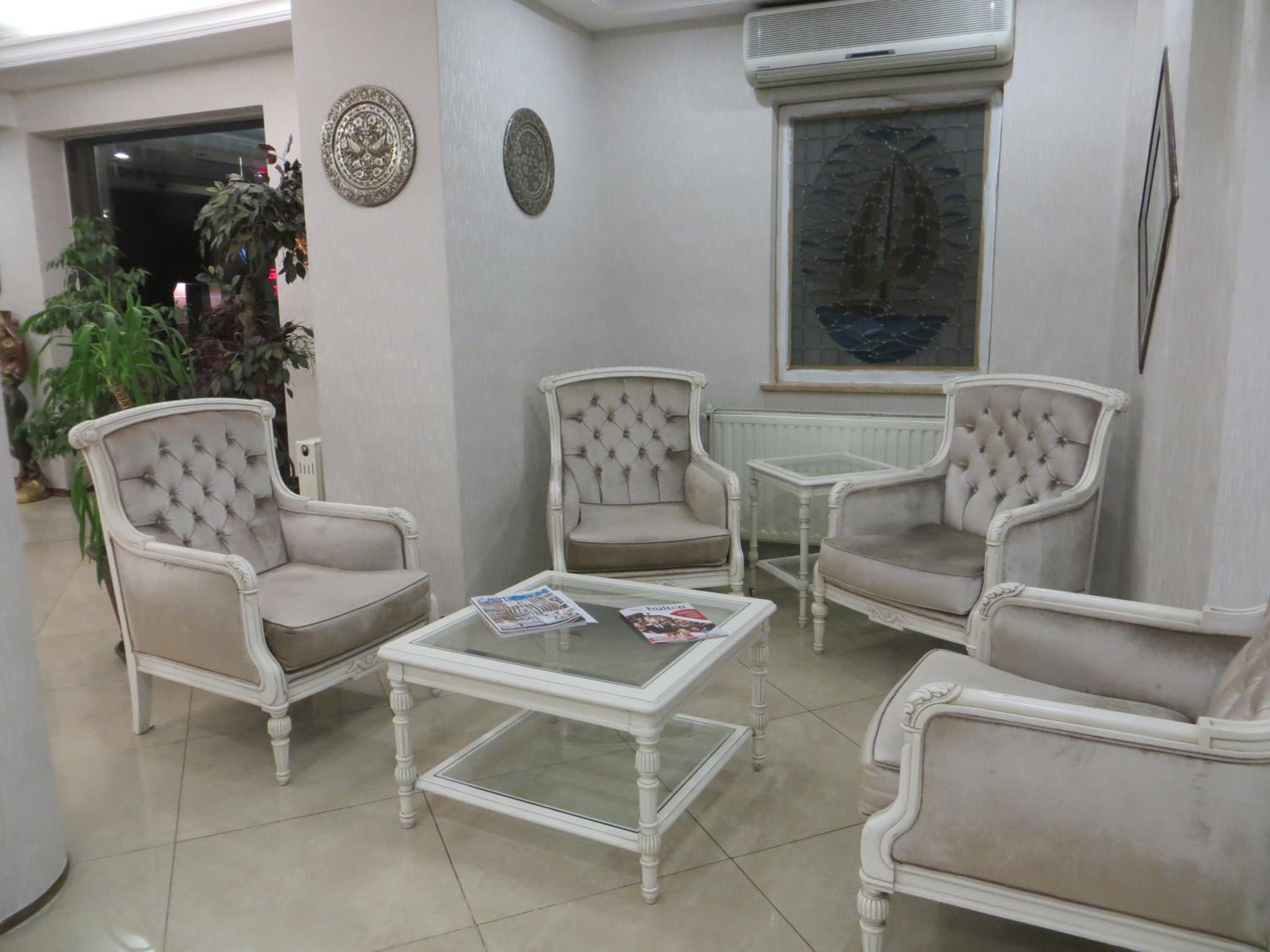 Ozilhan Hotel 40/59