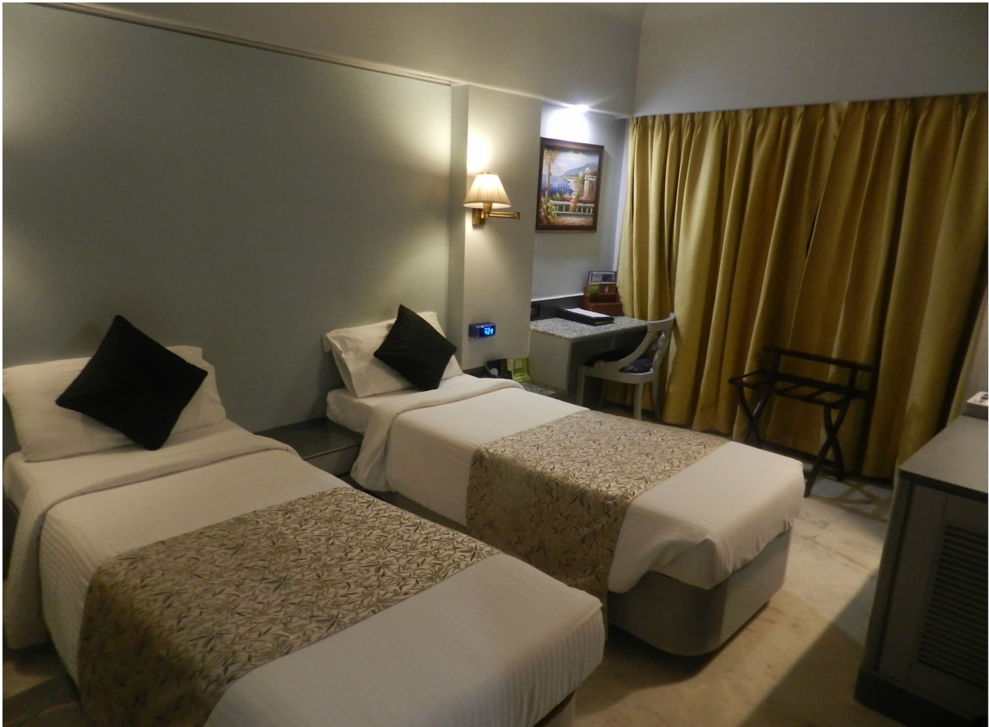 جناح بسريرين كوين بغرفتي نوم، Regenta Place The Emerald 8/10