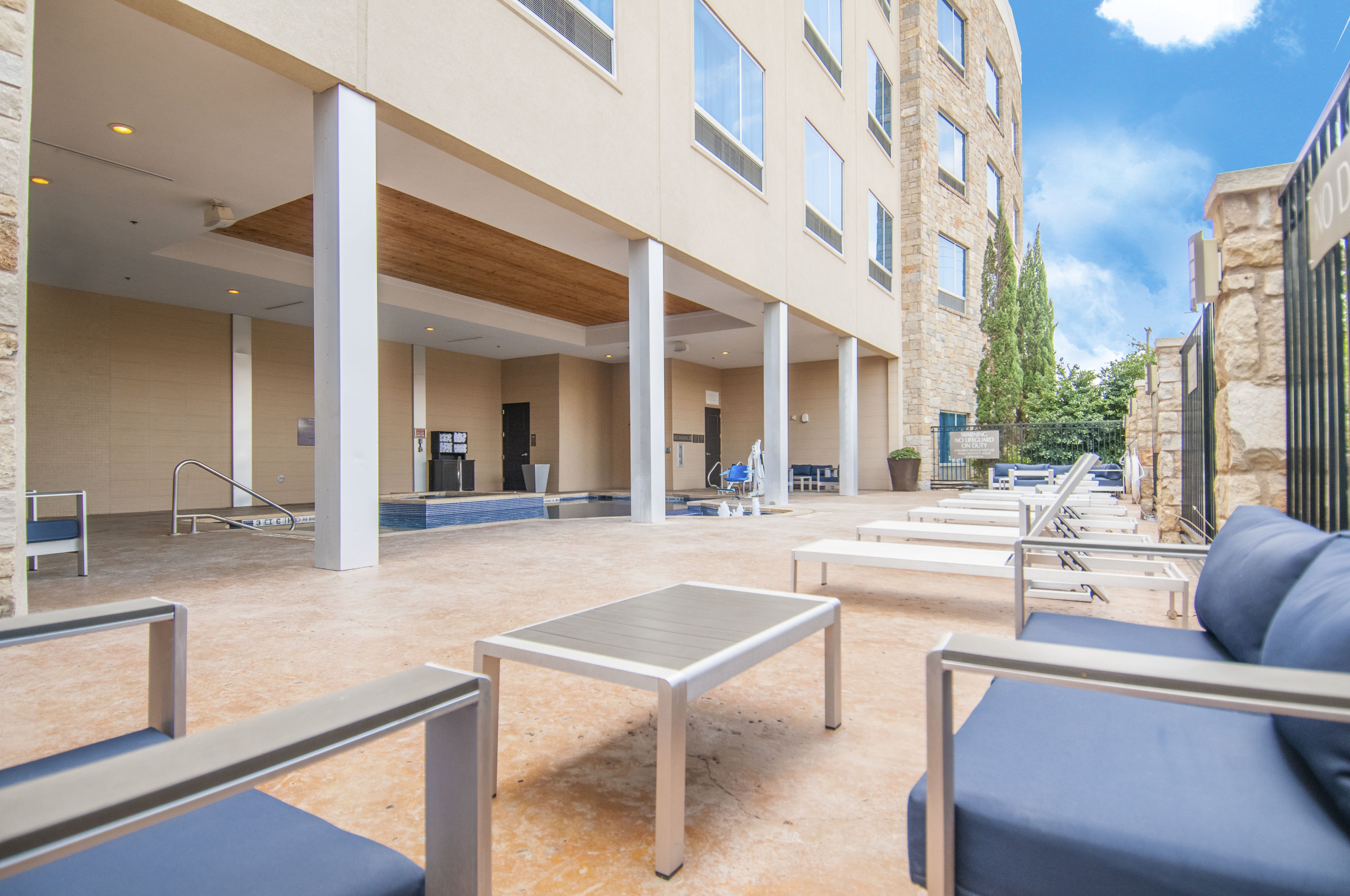 Hotel Indigo Waco Baylor 43/76