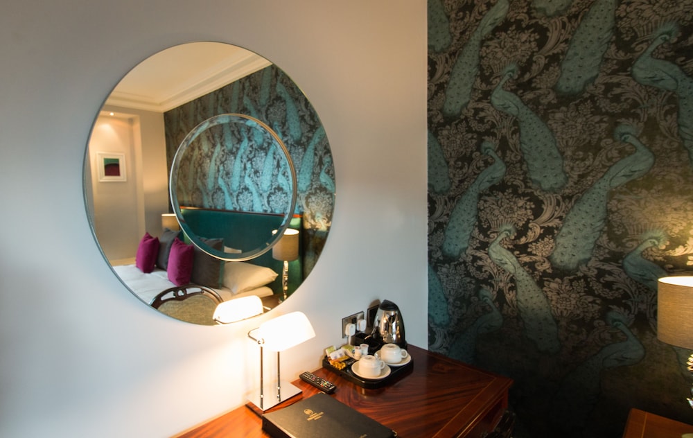 Kilkenny Hibernian Hotel 44/57