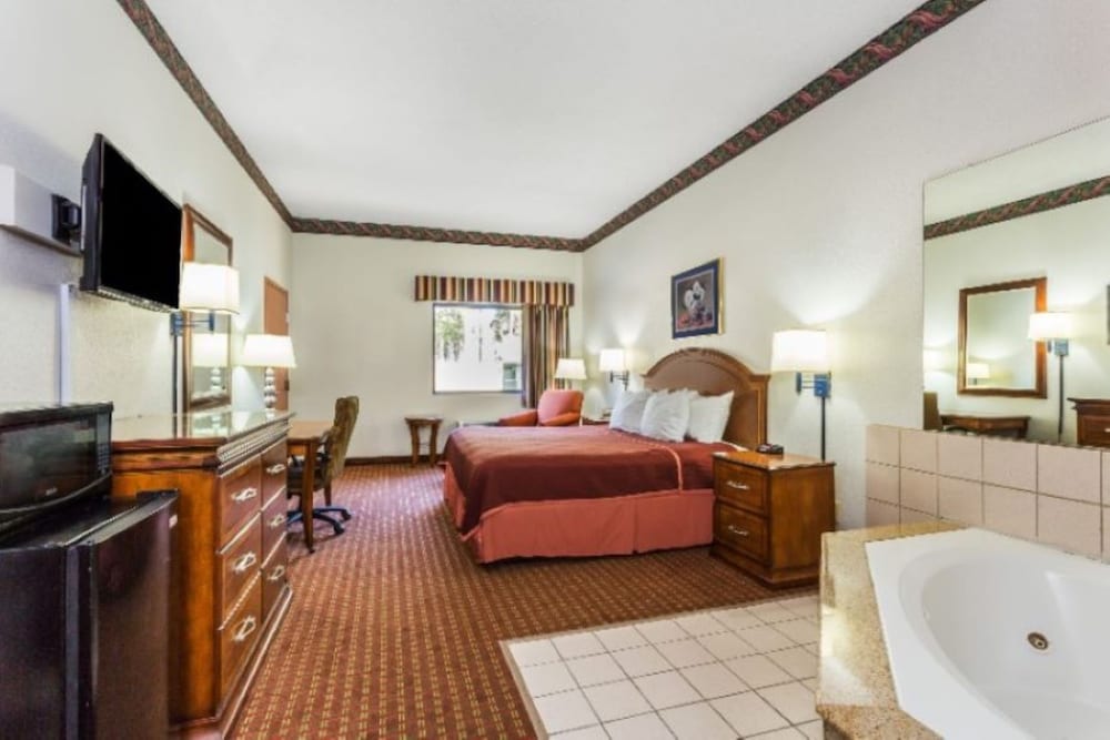 Baymont by Wyndham Midway/Tallahassee 36/58