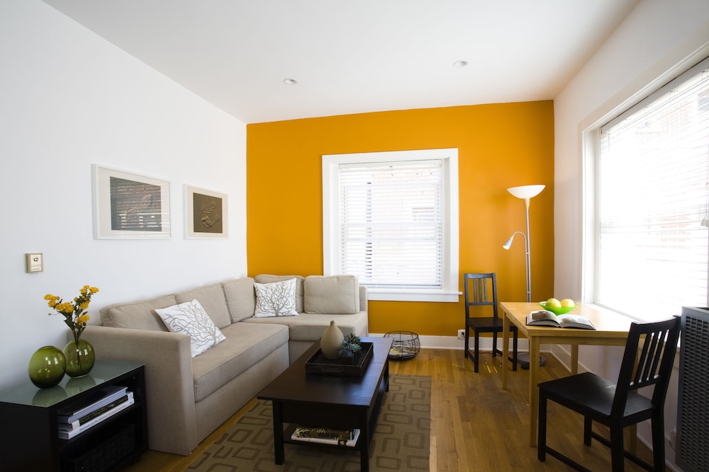 Venice Suites 38/68