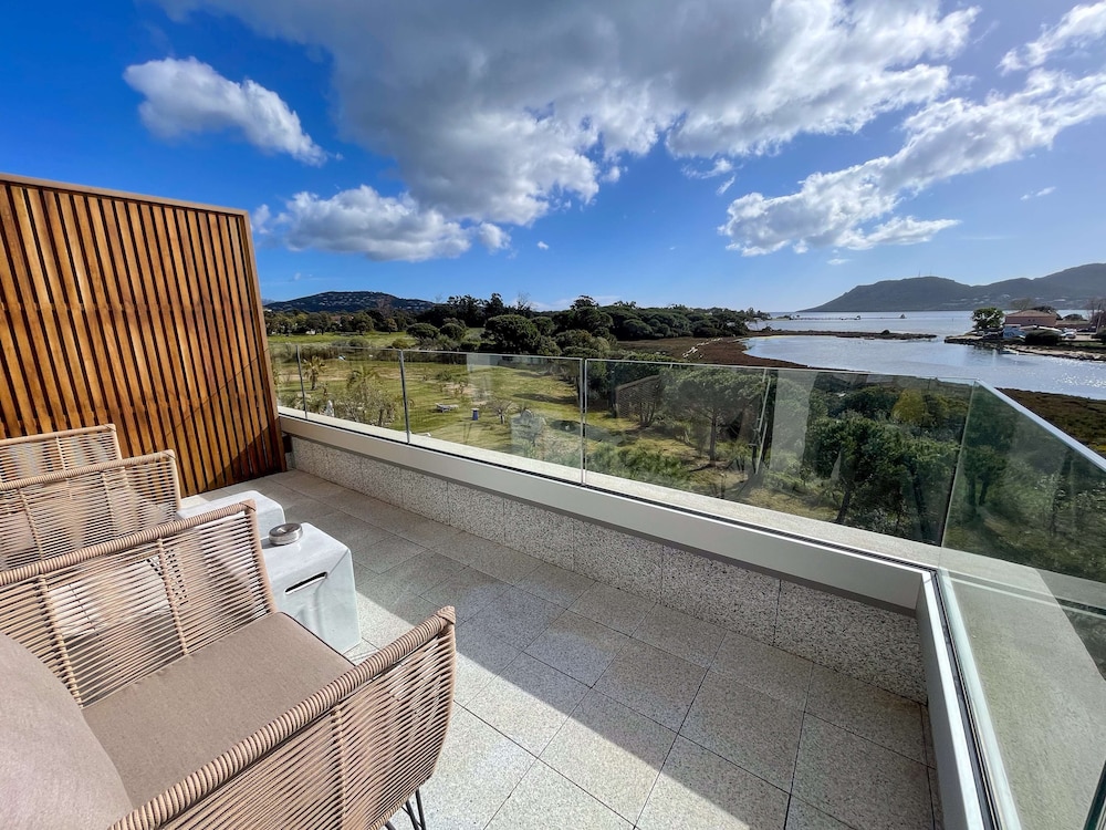 Golden Tulip Porto Vecchio 46/81