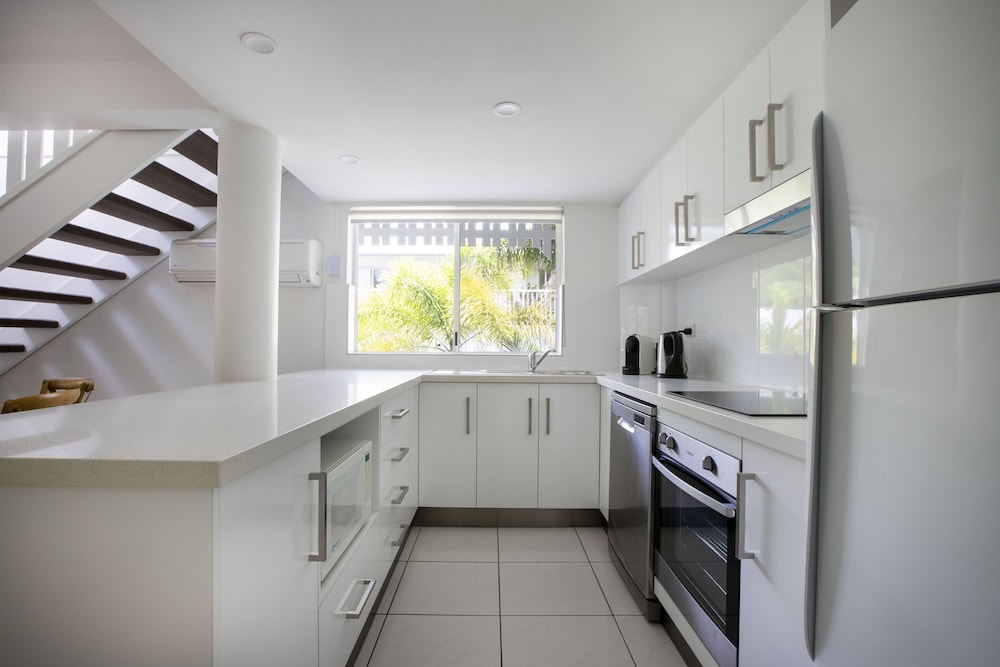 Apartments At the White House Port Douglas 26/65