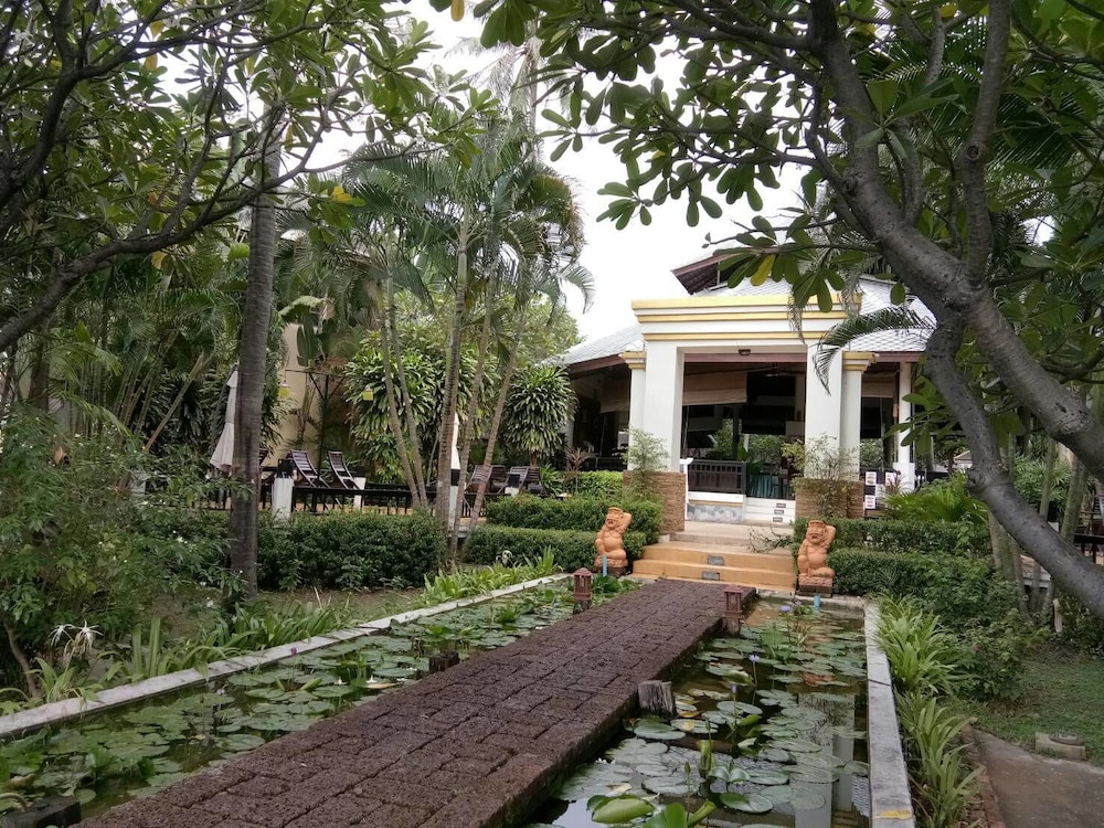 Golden Pine Beach Resort and Spa 3/61