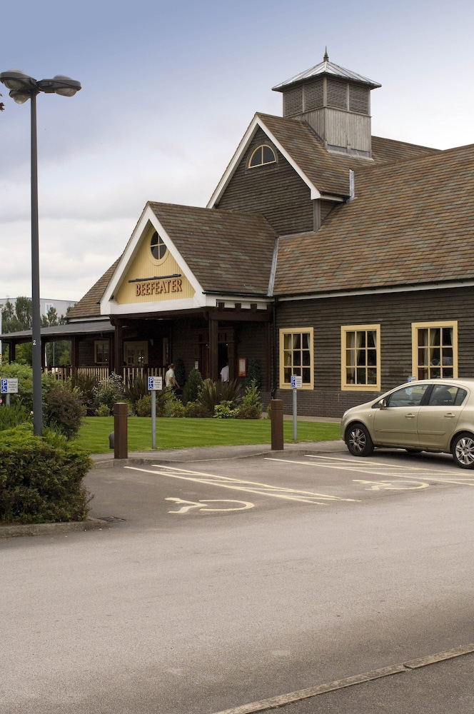 Premier Inn Doncaster (Lakeside) 39/45
