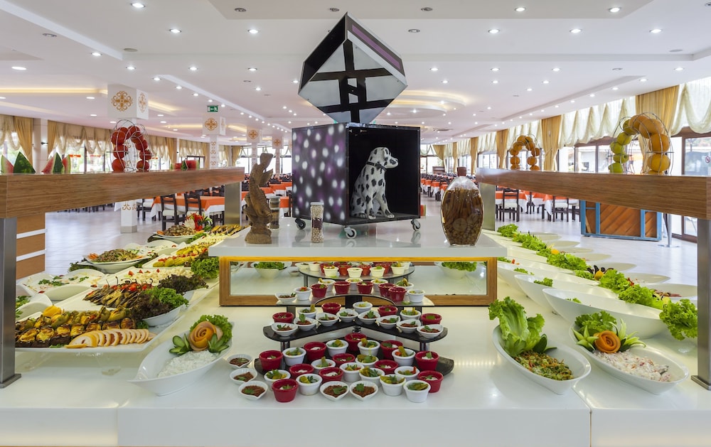 Club Hotel Belpinar 27/50