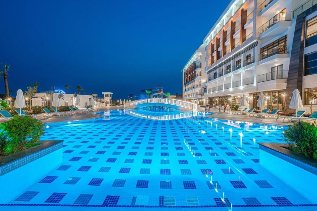Diamond Deluxe Hotel Spa 7/42