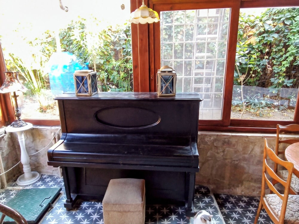 Cunda Zehra Teyzenin Evi 12/74