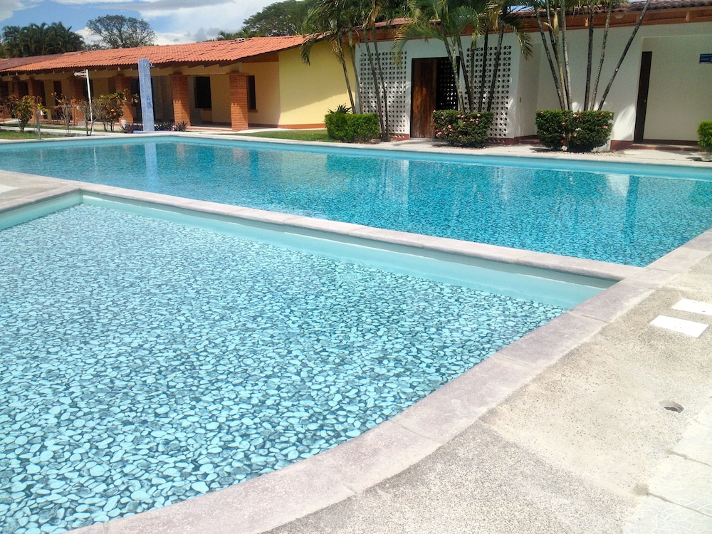 Las Espuelas Hotel 10/54