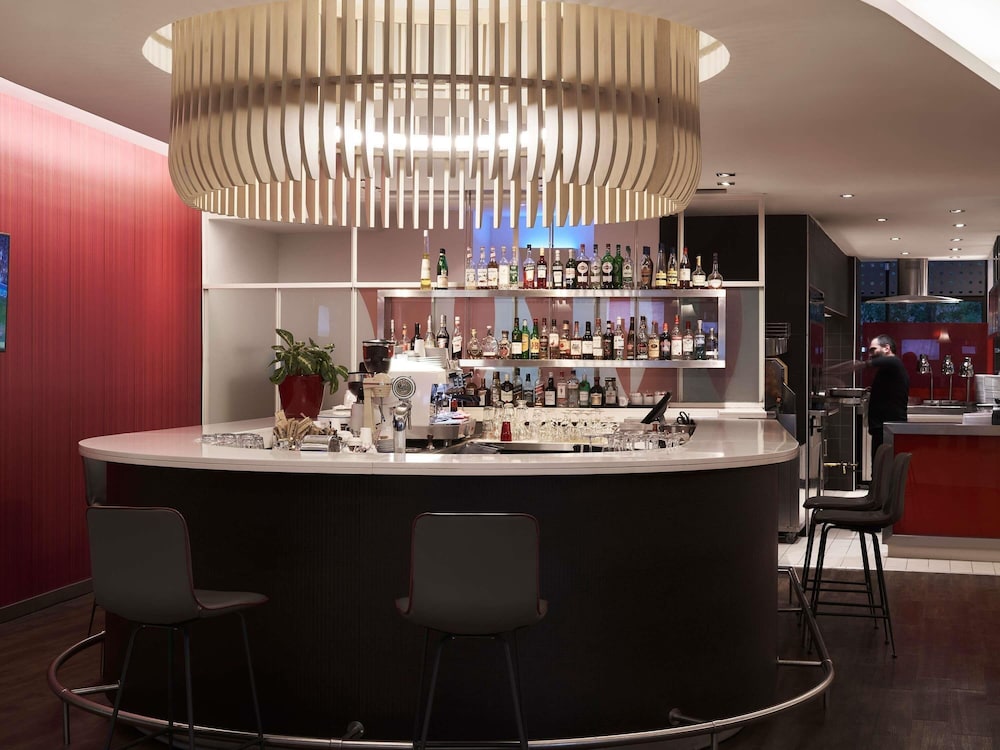 Novotel Athenes 57/73