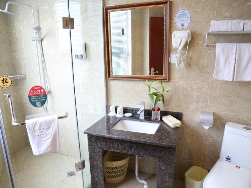GreenTree Inn Zaozhuang Shanting JinkeGuoji Yijiaren Hotel 48/59