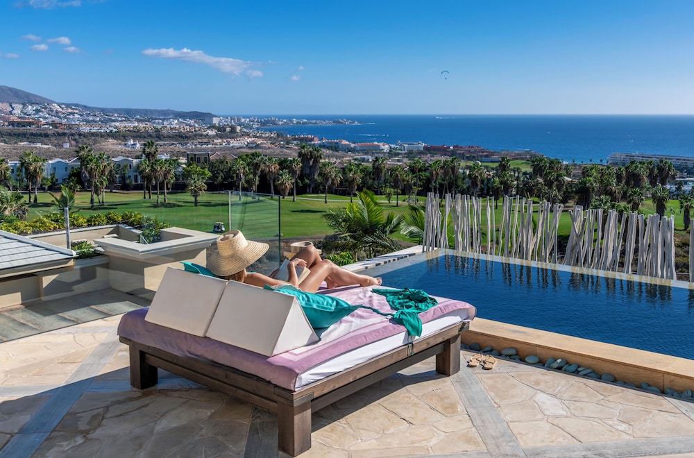Royal River Luxury Hotel (Adults Only +16) 31/75