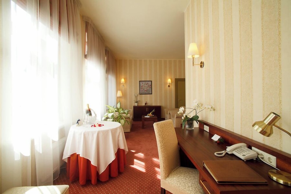 Monika Centrum Hotel 33/69