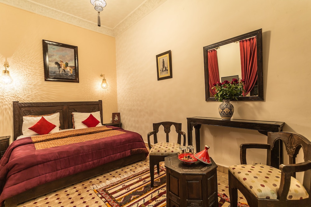 RIAD NASREEN 46/76