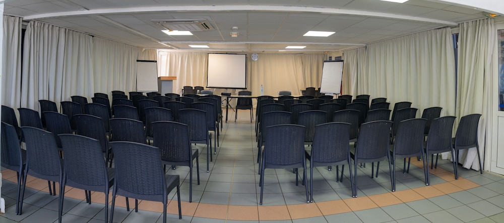 Canella Beach Hotel 28/42