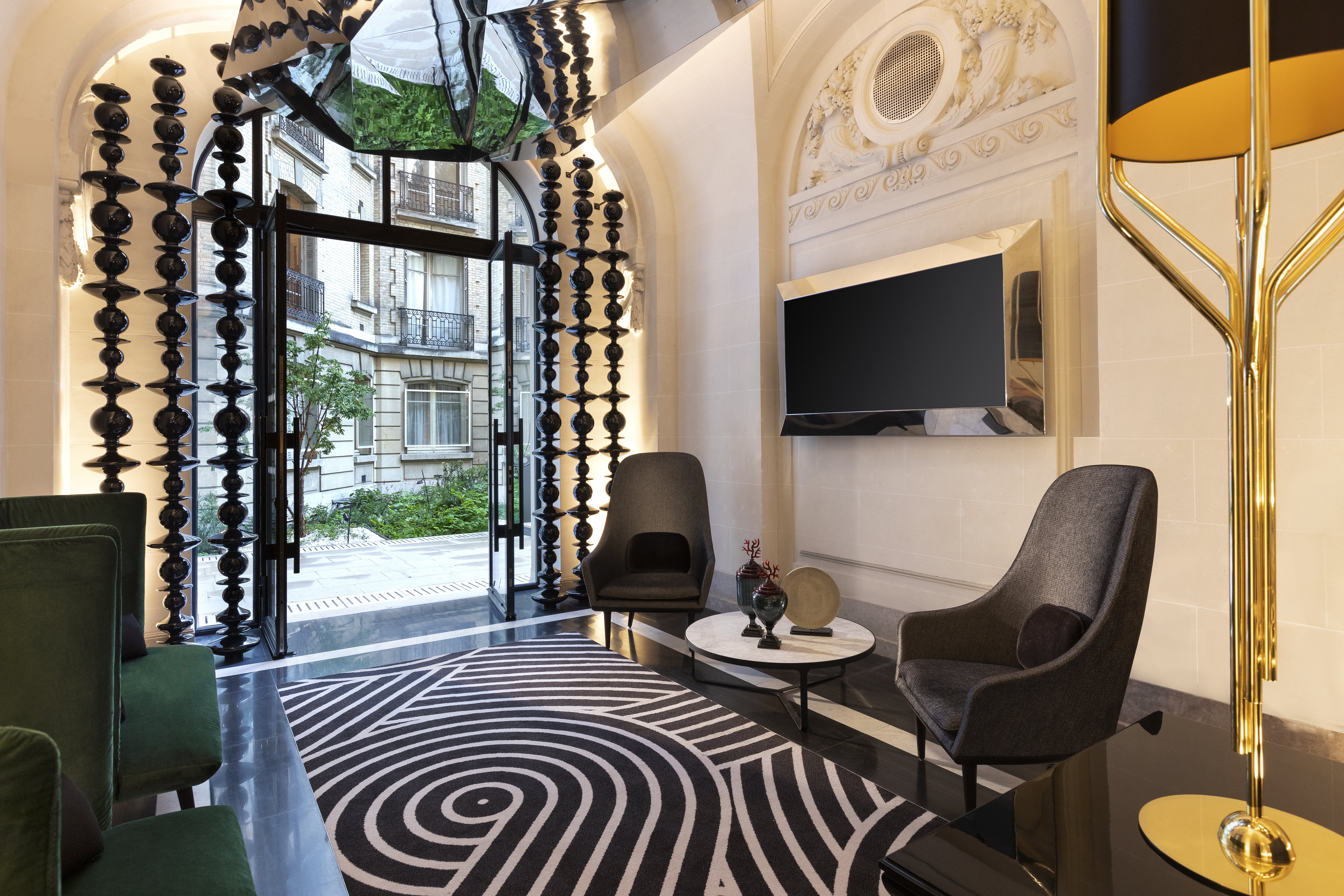 La Clef Champs-Elysees Paris By The Crest Collection 55/63