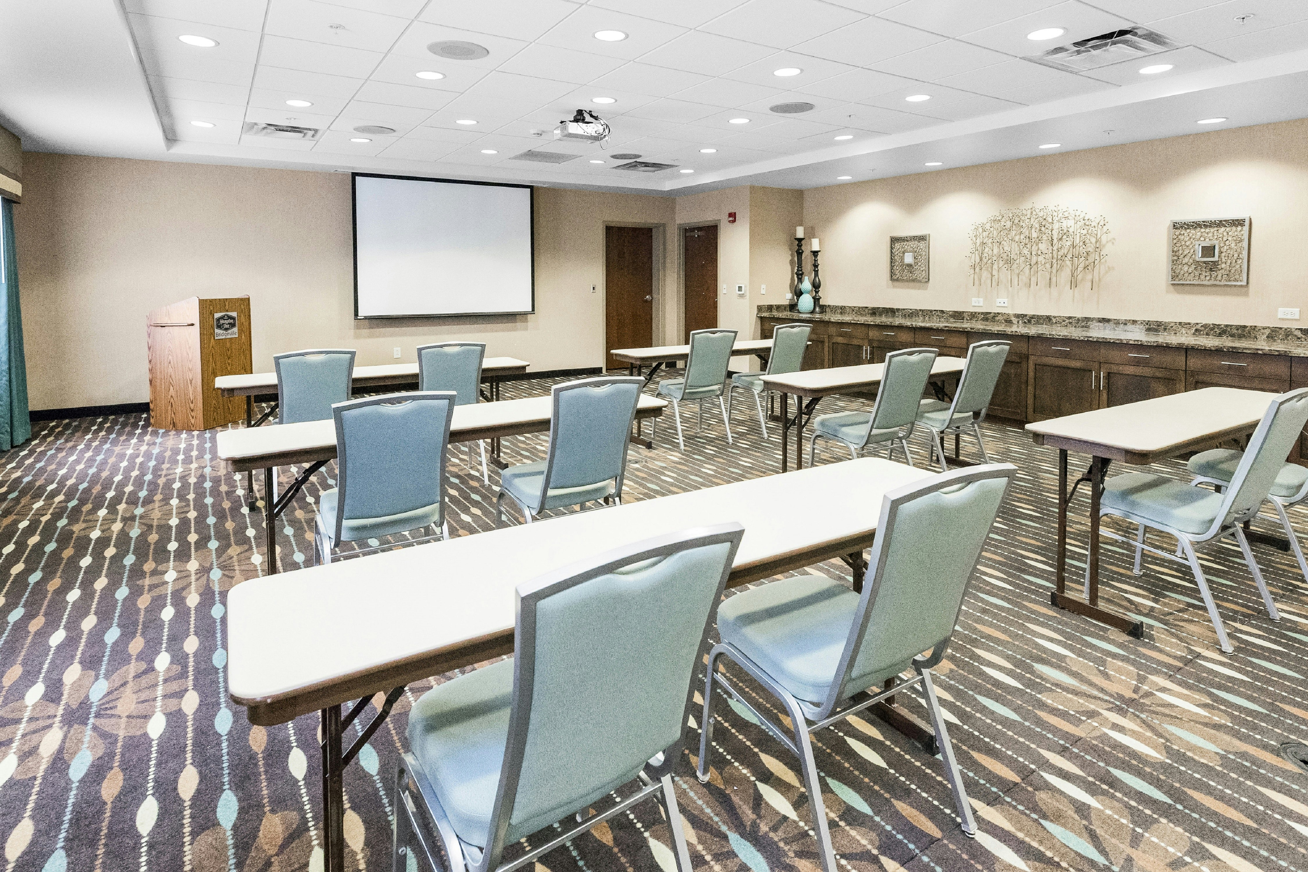 Hampton Inn Pittsburgh-Bridgeville 35/44