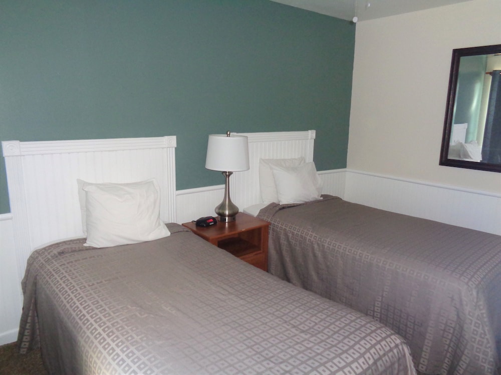3 BEDROOMS, DELUXE, TOWN HOUSE, LAGOON VIEW