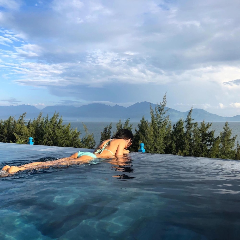 Santori Hotel Danang Bay 44/74