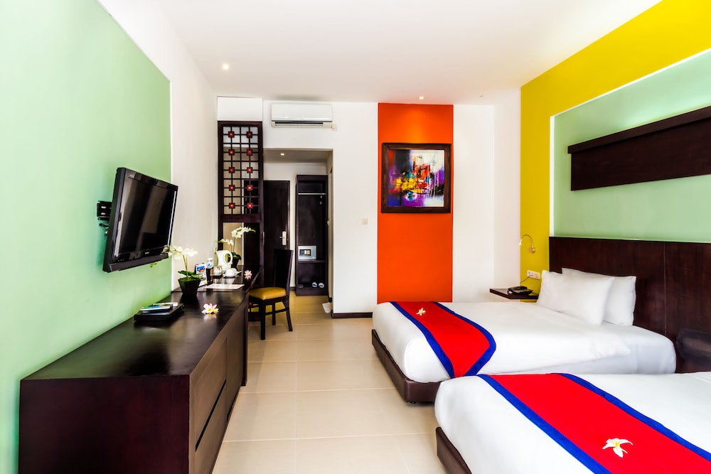 Ozz Hotel Kuta Bali 10/42