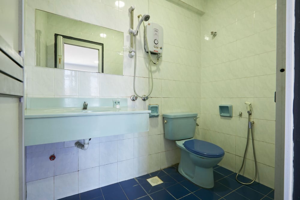 Fast Hotel Idaman Near To IIUM KL 74/75