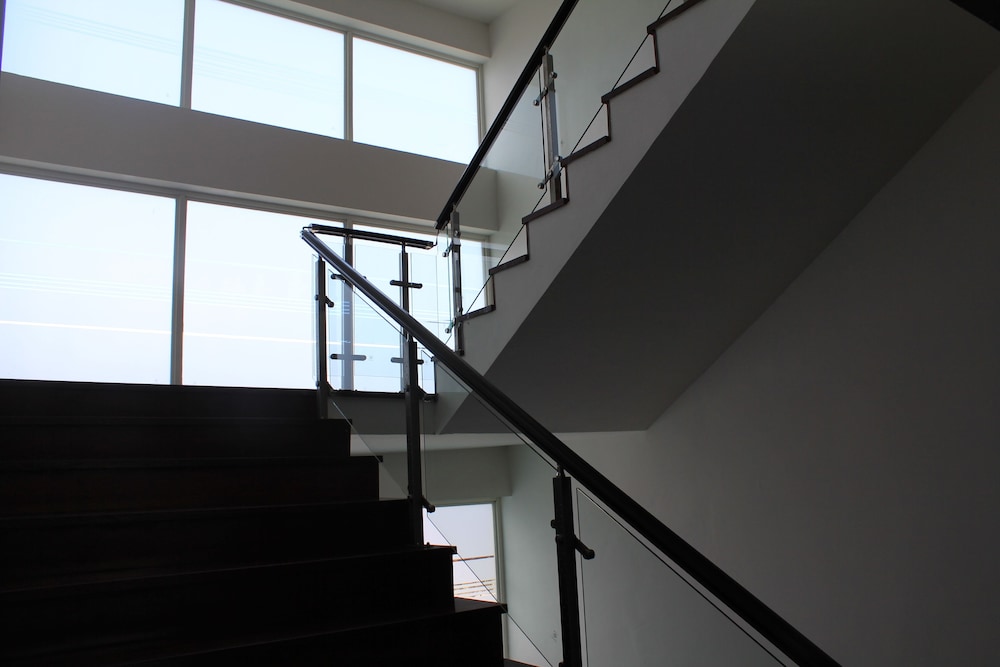 Luminor Hotel Jemursari 4/52