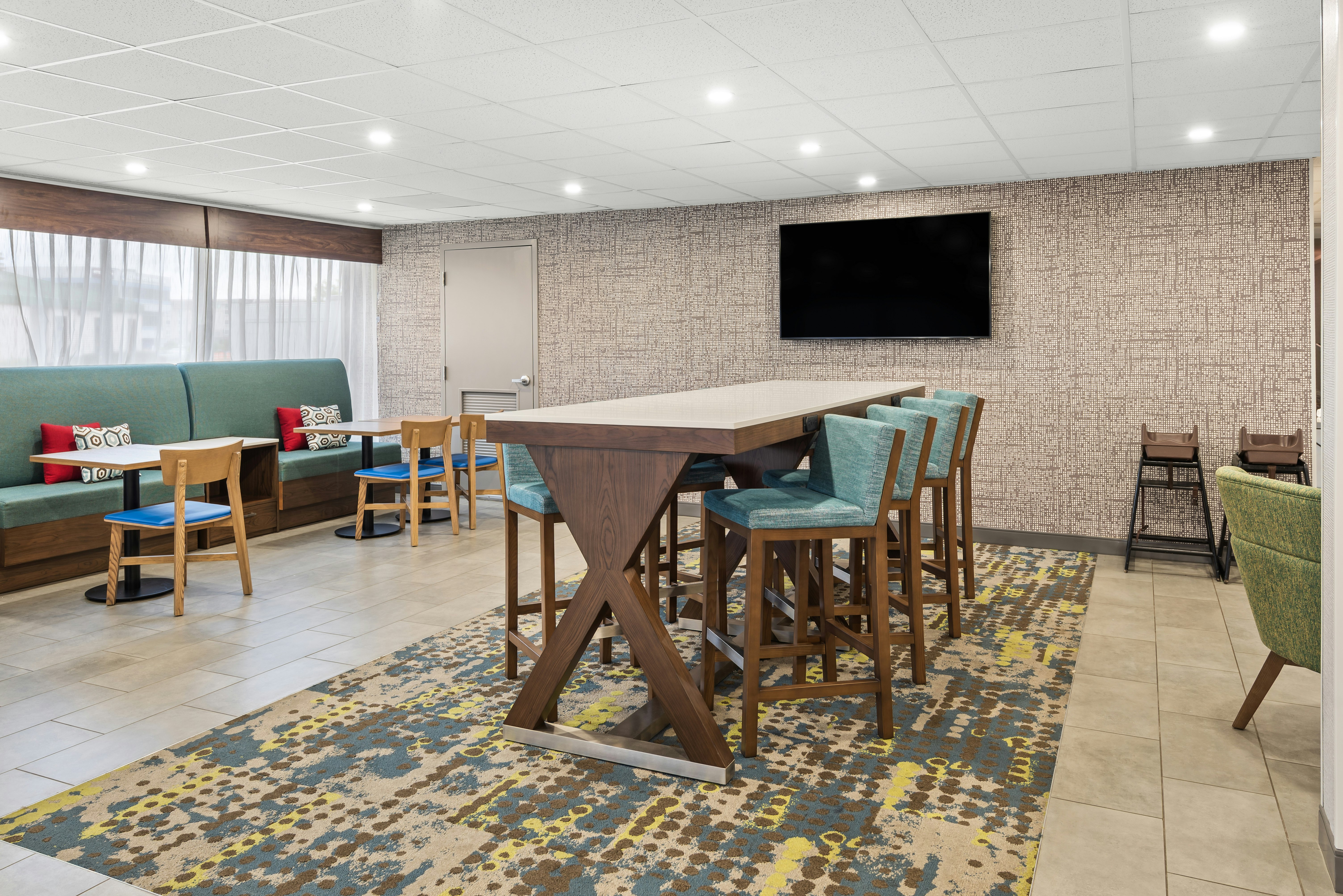 Hampton Inn Indianapolis-N.E./Castleton 39/42
