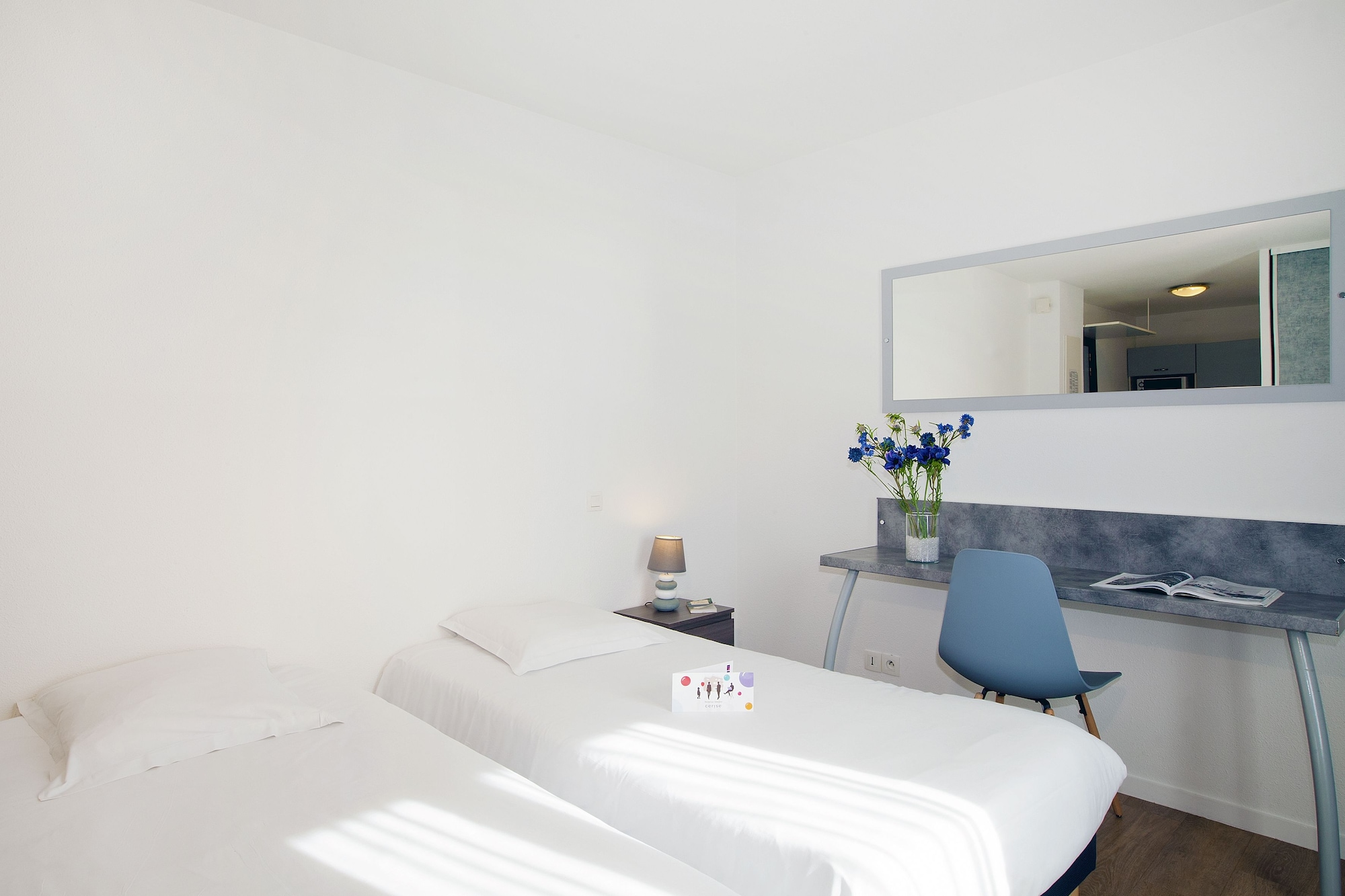 Studio, Twin Beds, Cerise Lannion 4/4